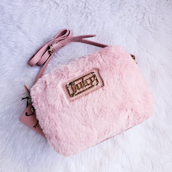 NWT Juicy Couture Cozy Camera Bag - Picture 1 of 5